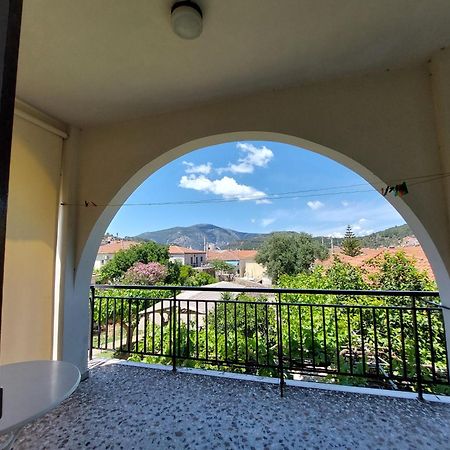 Lourantos Studios & Apartments Вати Екстериор снимка