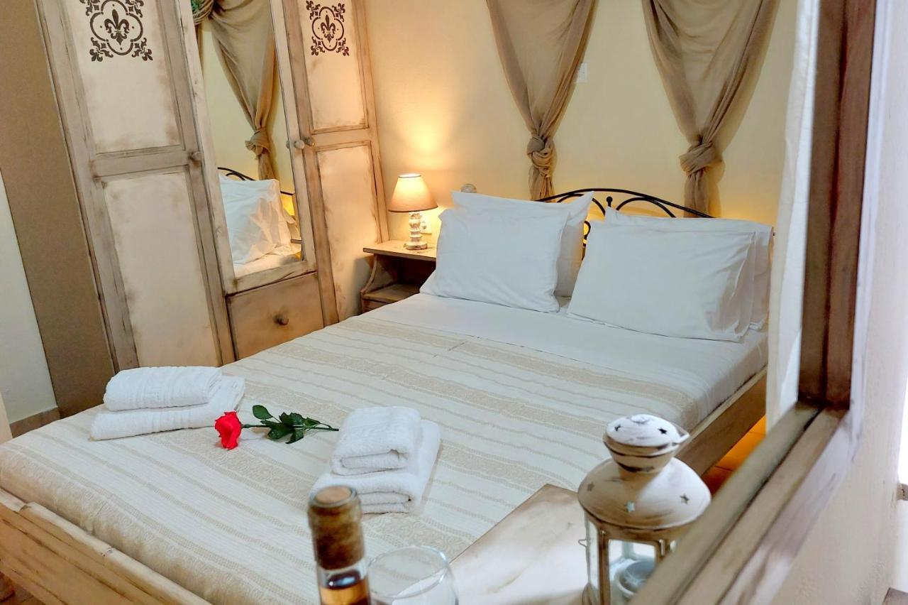 Lourantos Studios & Apartments Вати Екстериор снимка