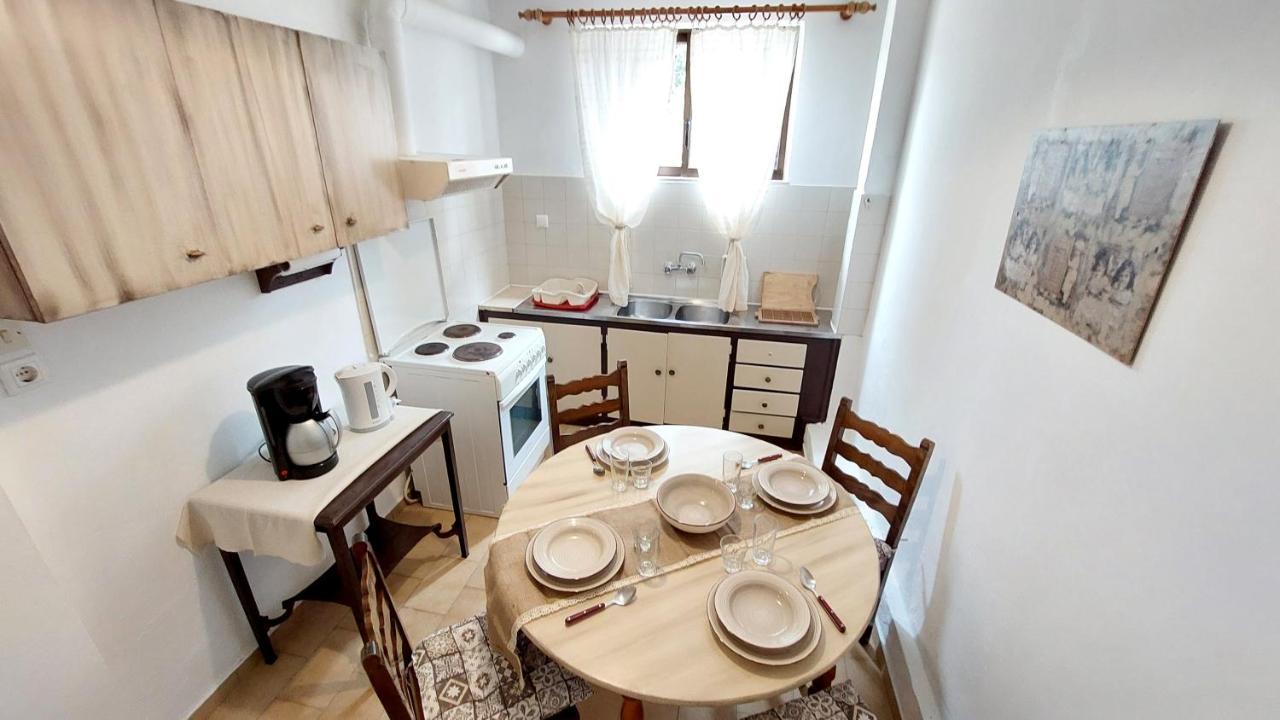 Lourantos Studios & Apartments Вати Екстериор снимка