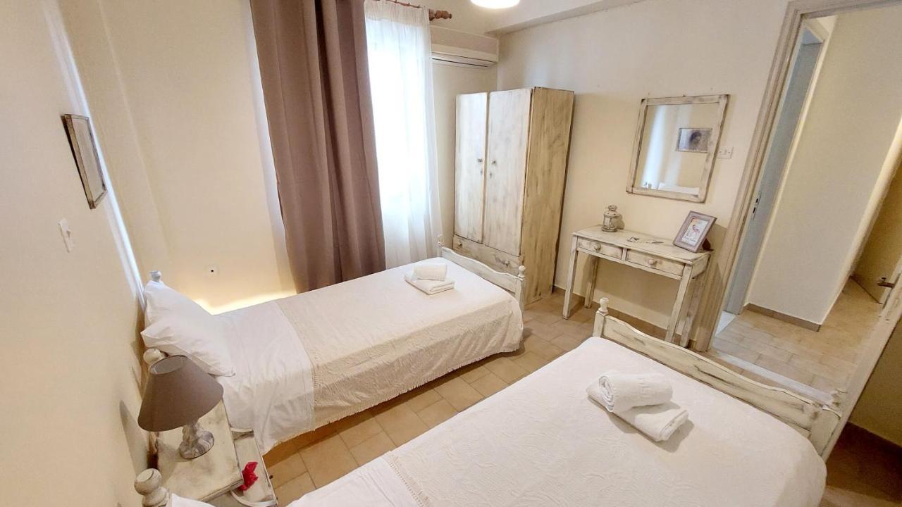 Lourantos Studios & Apartments Вати Екстериор снимка