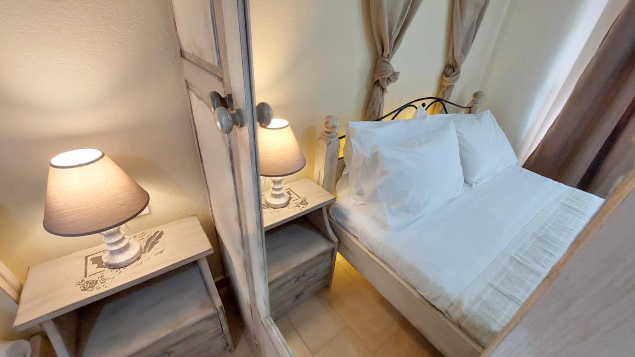 Lourantos Studios & Apartments Вати Екстериор снимка