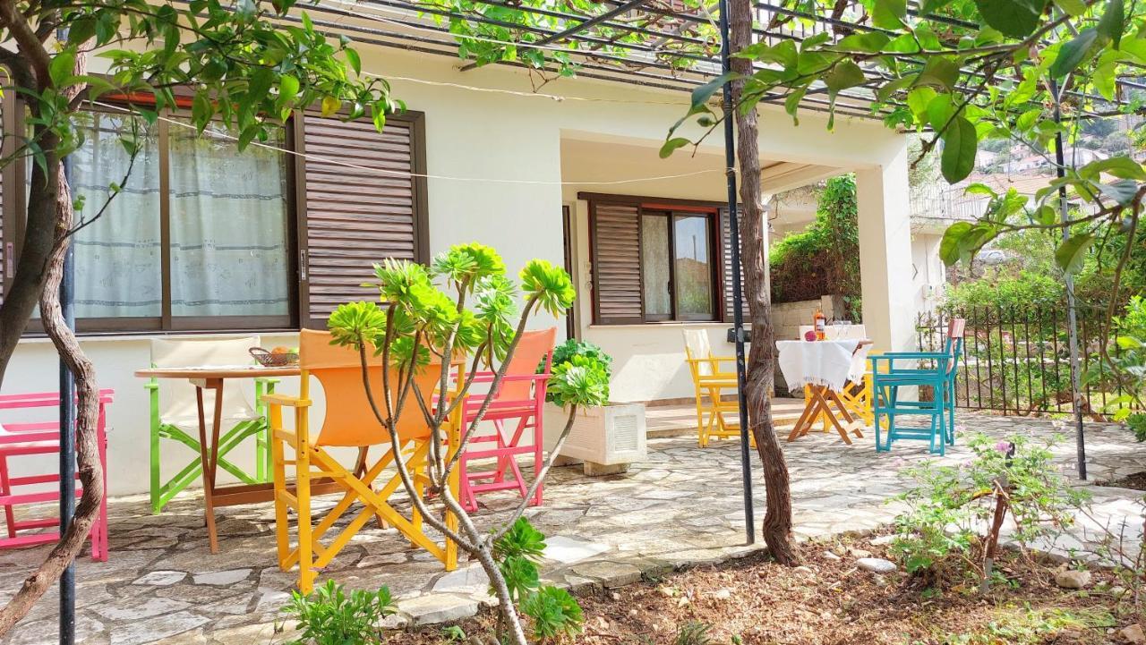Lourantos Studios & Apartments Вати Екстериор снимка
