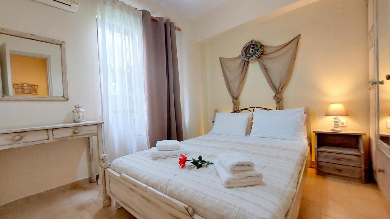 Lourantos Studios & Apartments Вати Екстериор снимка