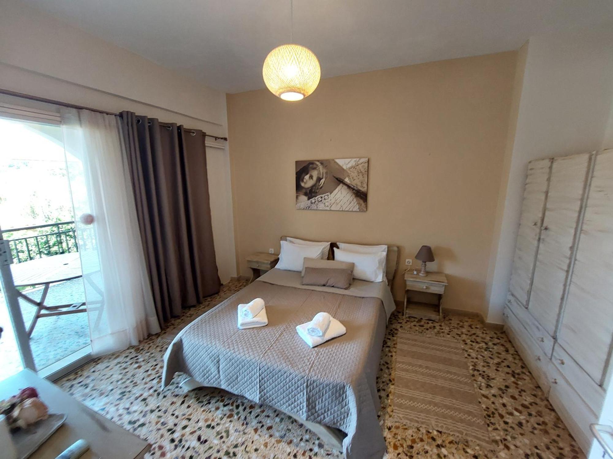 Lourantos Studios & Apartments Вати Екстериор снимка