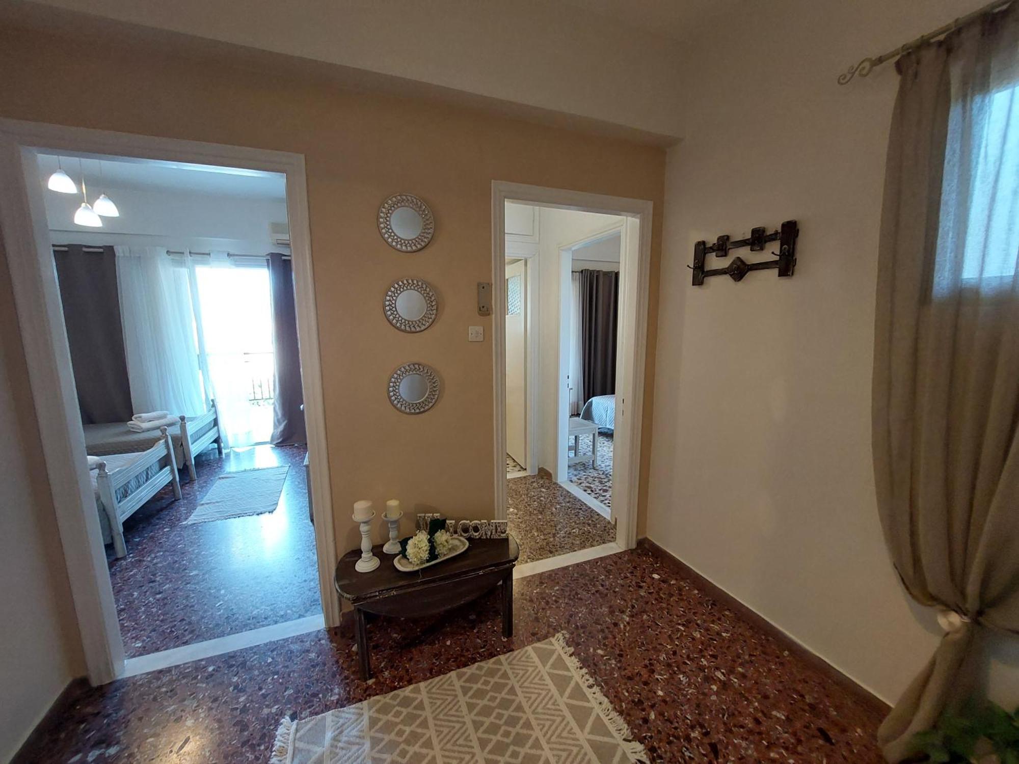 Lourantos Studios & Apartments Вати Екстериор снимка